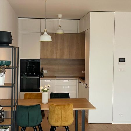 New Downtown Apartment Couple Minute From The Old Town Bratislava Luaran gambar