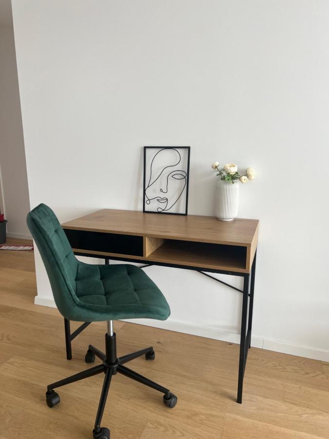 New Downtown Apartment Couple Minute From The Old Town Bratislava Luaran gambar